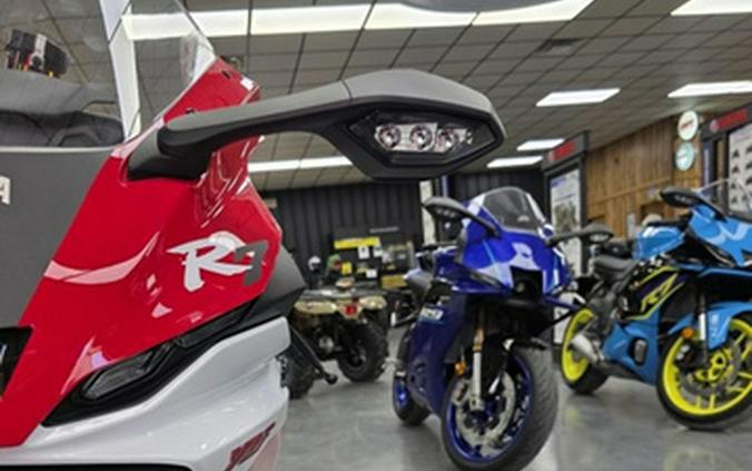 2026 Yamaha YZF R7 70Th Anniversary Edition