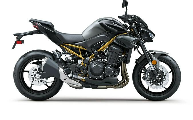 2026 Kawasaki Z900 ABS CA Metallic Matte Graphenesteel Gray/Metallic Flat Spark Black