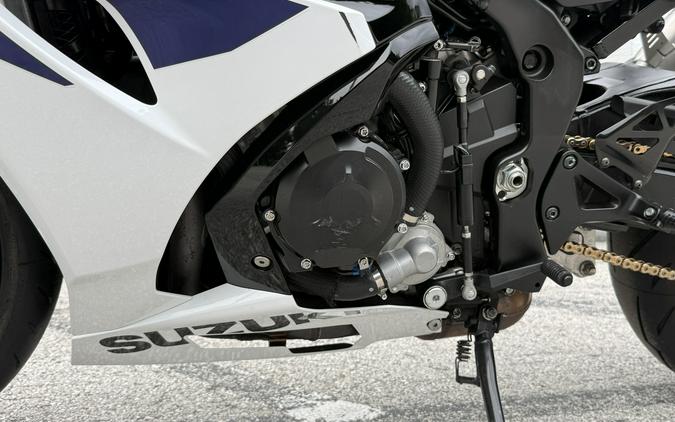 2025 Suzuki GSX-R1000RZ