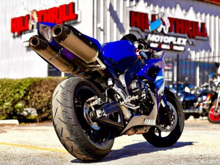 2007 Yamaha YZF-R1 (Blue)