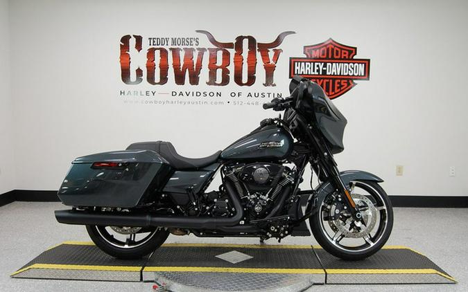 2025 Harley-Davidson FLHX - Street Glide