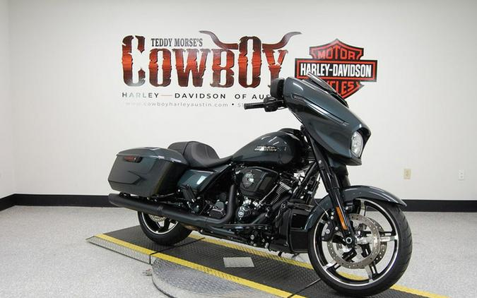 2025 Harley-Davidson FLHX - Street Glide