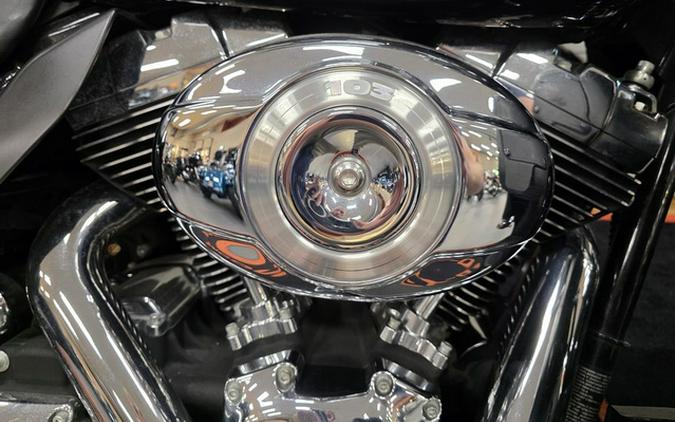 2013 Harley-Davidson Touring FLTRU - Road Glide Ultra