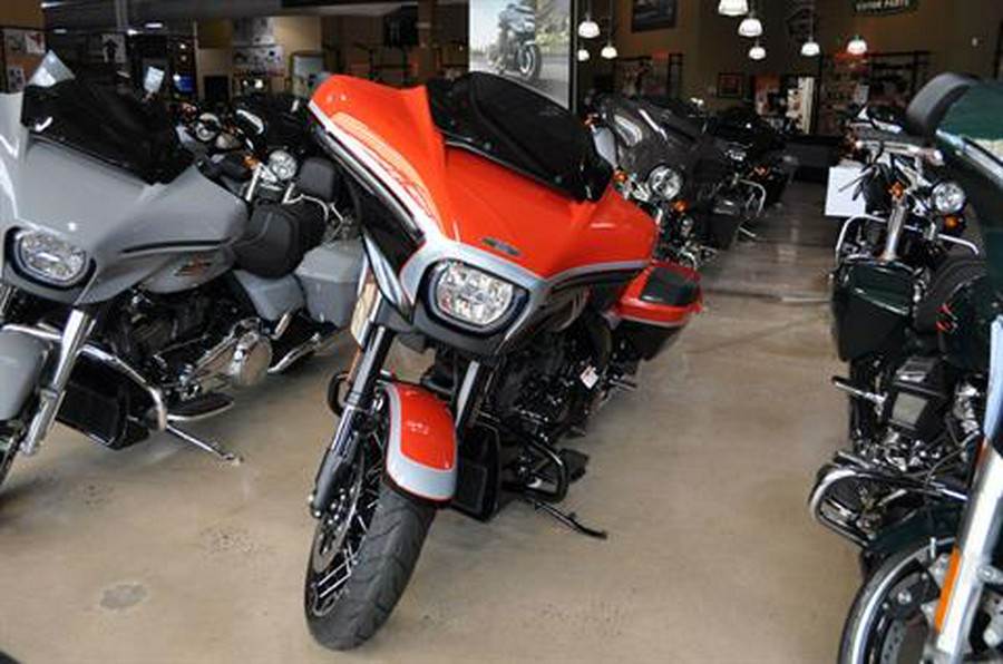 2024 Harley-Davidson CVO™ Street Glide®