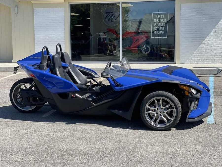 2023 Polaris Slingshot® Slingshot® S Manual