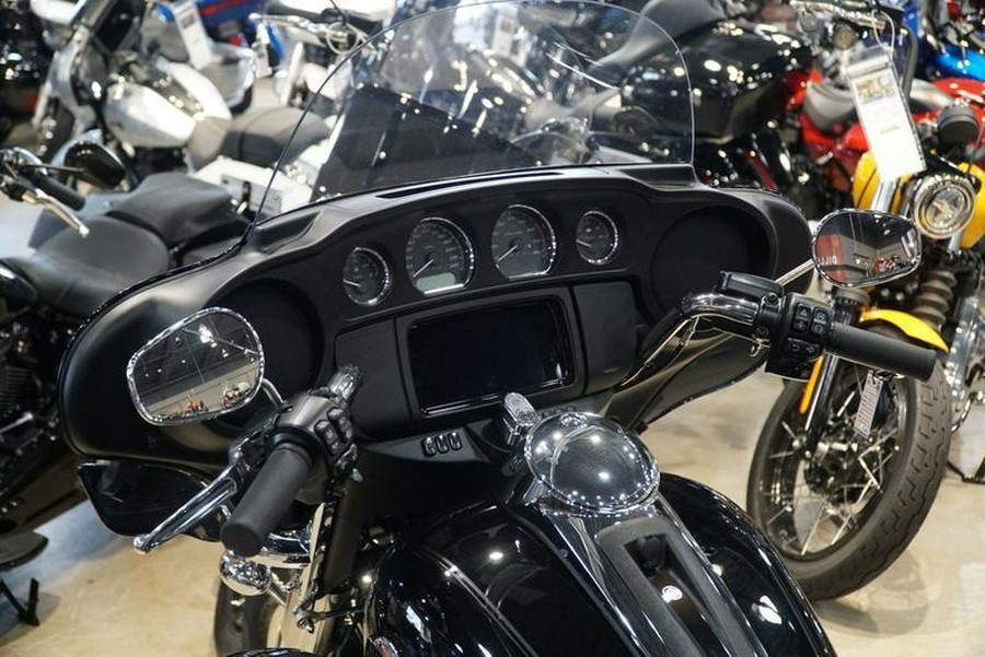 2024 Harley-Davidson® FLHTCUTG - Tri Glide® Ultra