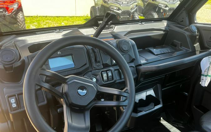 2026 Can-Am Defender DPS CAB