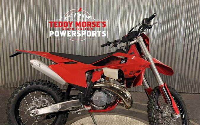 2027 GasGas EC 300