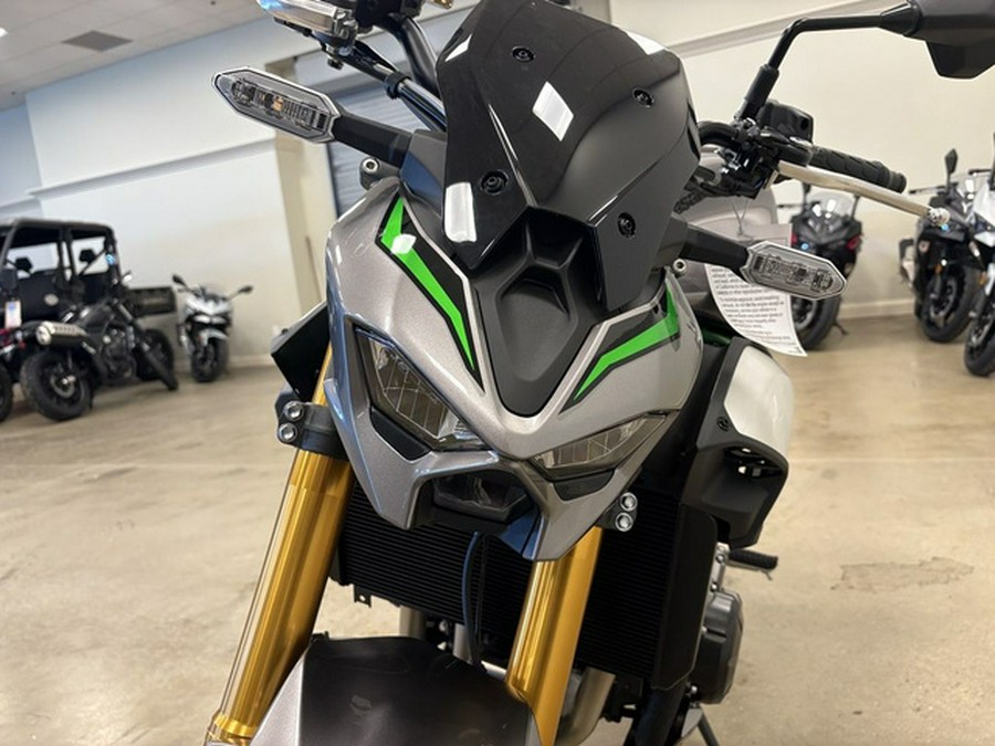 2025 Kawasaki Z900 SE ABS