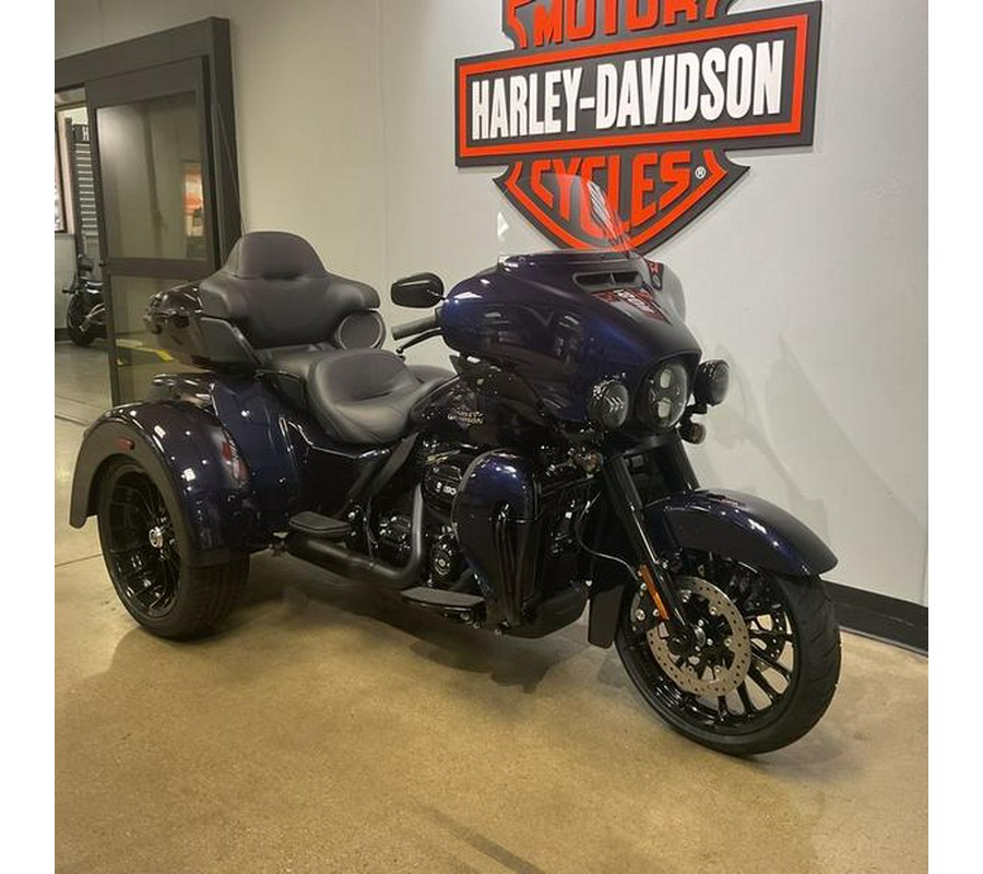2025 Harley-Davidson® FLHTCUTG - Tri Glide® Ultra