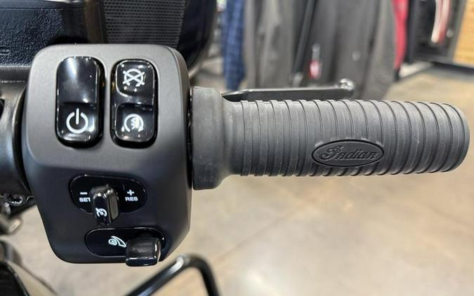 2026 Indian Motorcycle® Chieftain PowerPlus Dark Horse Signature Series Abyss Metallic / Cypher Gr