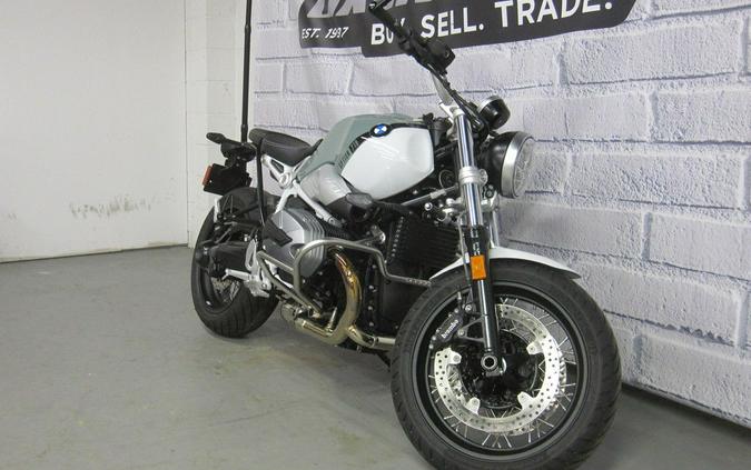 2023 BMW R nineT Pure 719 Underground/Light White