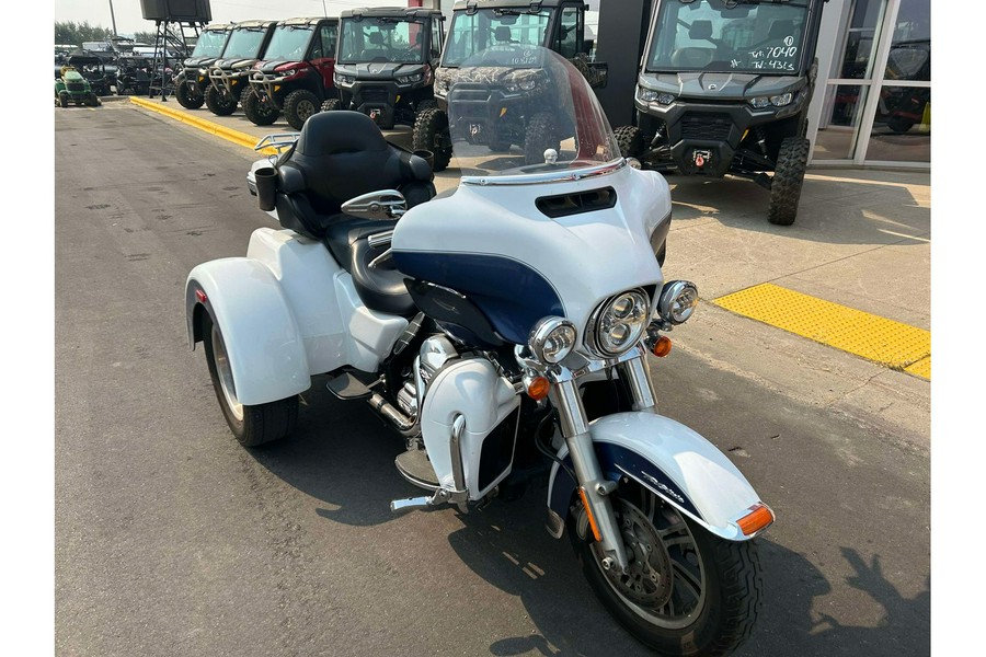 2015 Harley-Davidson® Trike Tri Glide® Ultra