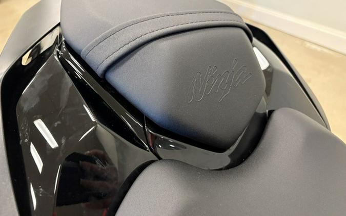 2025 Kawasaki Ninja ZX-10R ABS