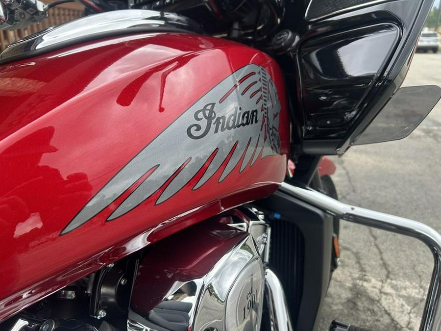 2024 Indian Motorcycle® Challenger® Limited Sunset Red Metallic