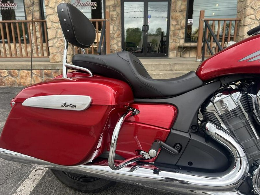 2024 Indian Motorcycle® Challenger® Limited Sunset Red Metallic