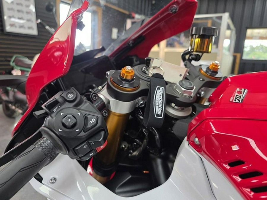 2026 Yamaha YZF R7 70Th Anniversary Edition