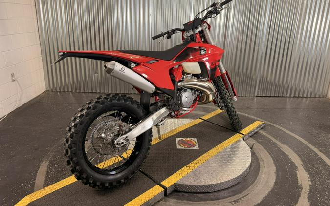 2027 GasGas EC 300