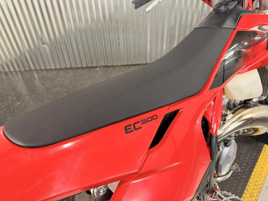 2027 GasGas EC 300