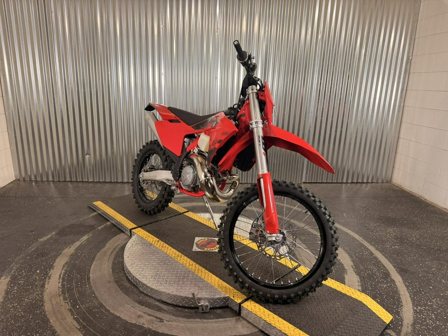2027 GasGas EC 300