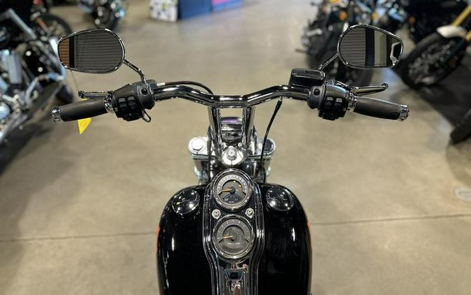 2019 Harley-Davidson® FXLR - Softail® Low Rider®