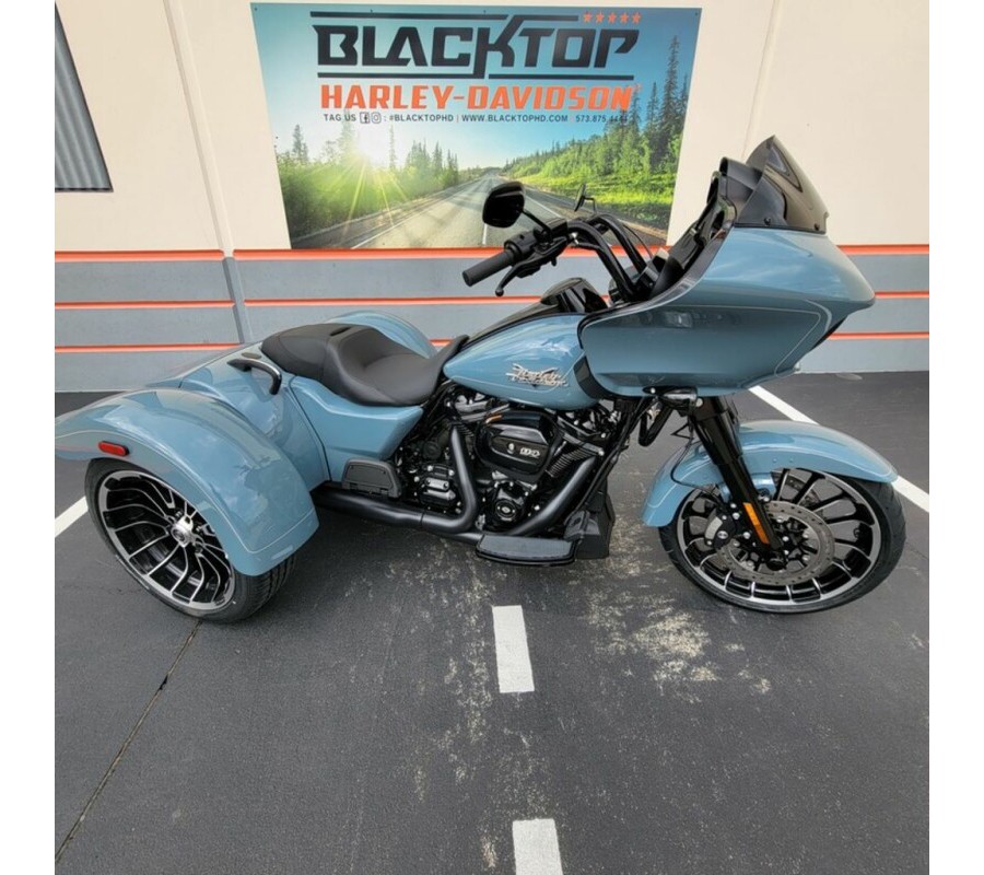 FLTRT 2024 Road Glide 3