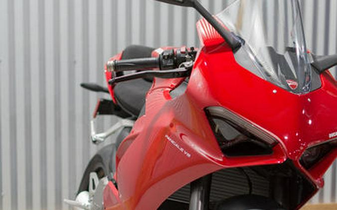 2025 Ducati Panigale V2 Red