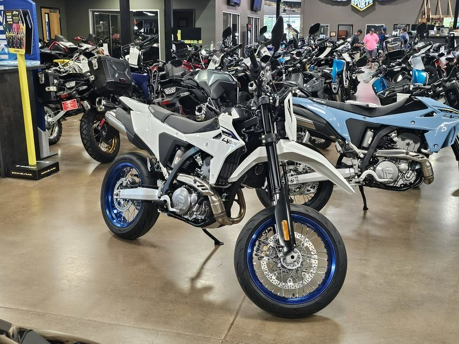 2025 Suzuki DR-Z 400SM