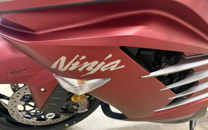 2025 Kawasaki Ninja ZX-14R ABS