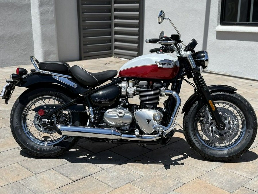2025 Triumph Bonneville Speedmaster Snowdonia / Cranberry Red