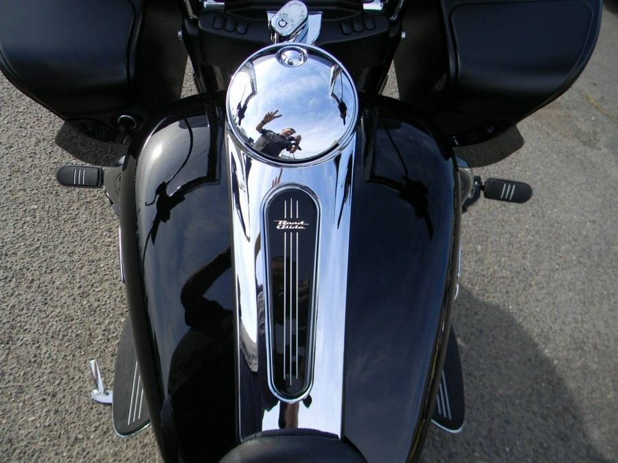 2023 Harley-Davidson Road Glide FLTRX