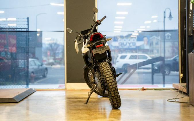 2025 Can-Am® Origin White