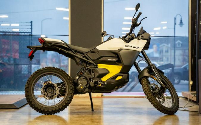 2025 Can-Am® Origin White