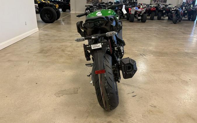 2025 Kawasaki Ninja 1100SX SE ABS