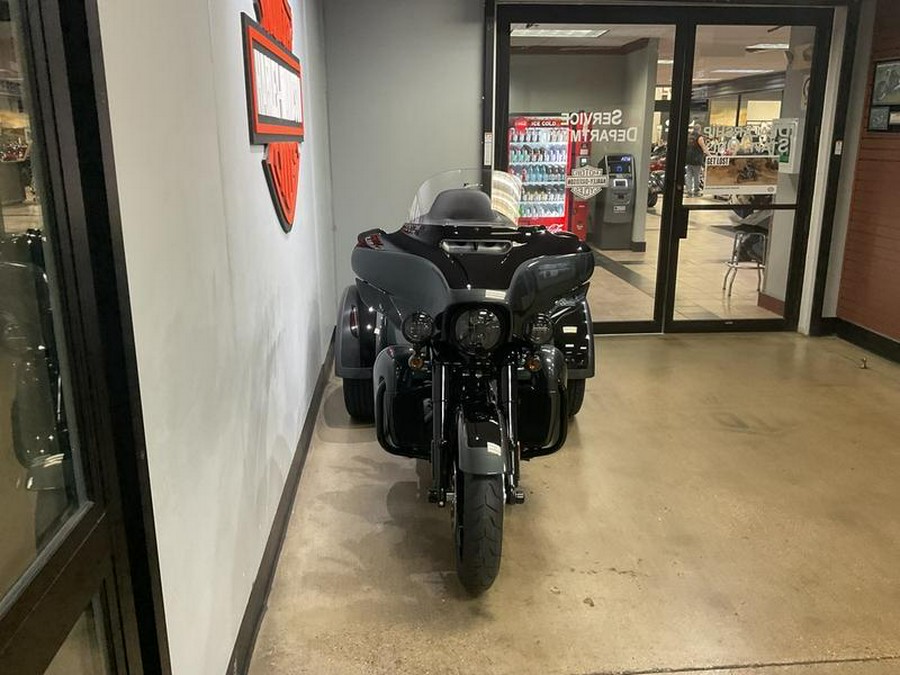 2025 Harley-Davidson® FLHTCUTG - Tri Glide® Ultra