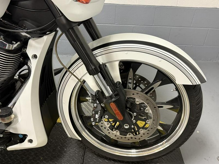 2016 Victory Motorcycles® Magnum® Black Crystal over Super Steel Gray