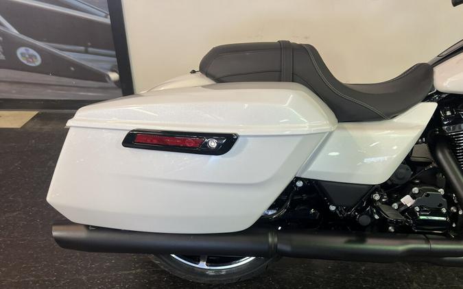 2024 Harley-Davidson Street Glide® White Onyx Pearl FLHX