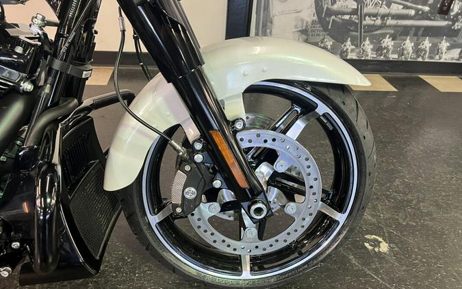 2024 Harley-Davidson Street Glide® White Onyx Pearl FLHX