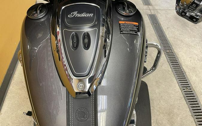2017 Indian Roadmaster Steel Gray Over Thunder Black