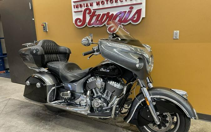 2017 Indian Roadmaster Steel Gray Over Thunder Black