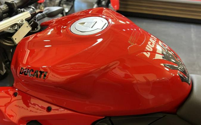 2024 Ducati Streetfighter V2 Red V2