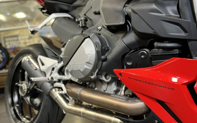 2024 Ducati Streetfighter V2 Red V2