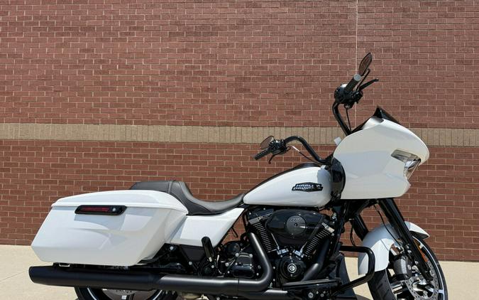 FLTRX 2025 Road Glide®