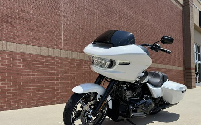 FLTRX 2025 Road Glide®