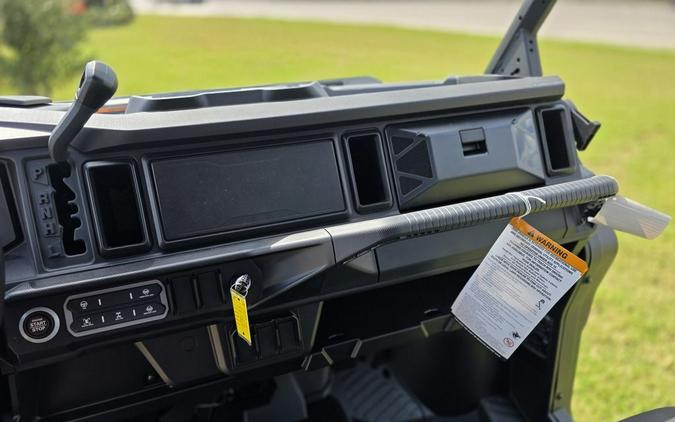 2026 Can-Am® Defender MAX XT HD11
