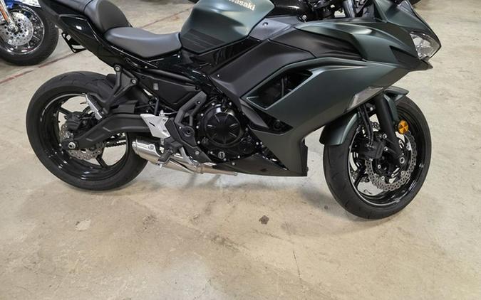 2025 KAWK NINJA 650 ABS