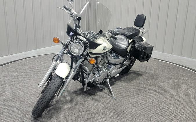 2002 Yamaha V-Star 1100 Custom