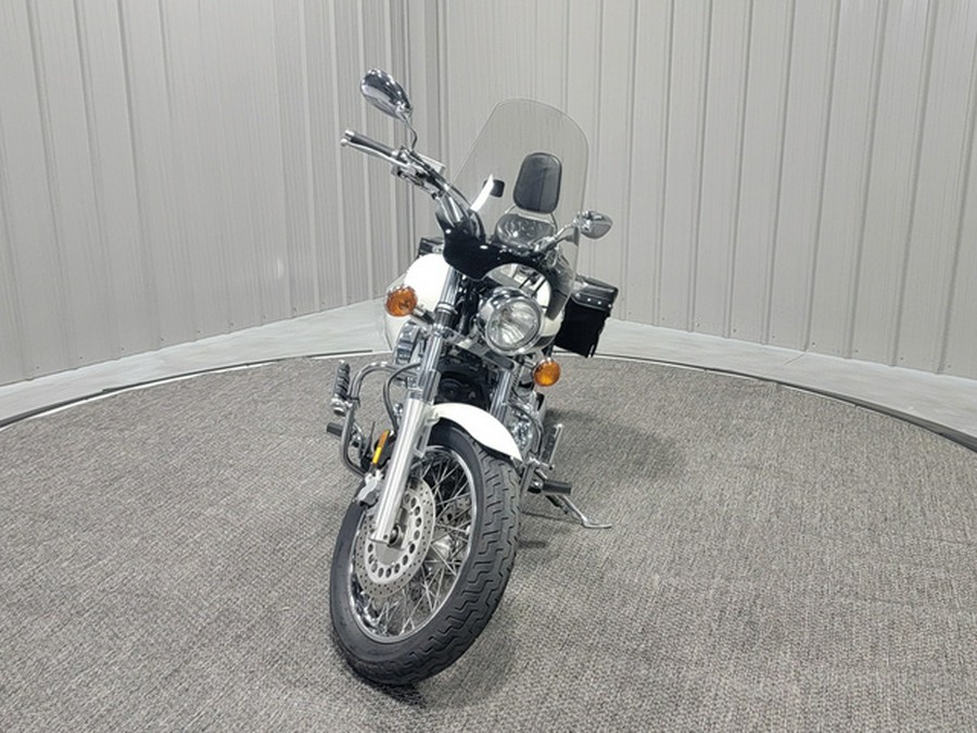2002 Yamaha V-Star 1100 Custom