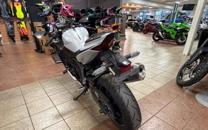 2025 Kawasaki NINJA® ZX™-4RR ABS