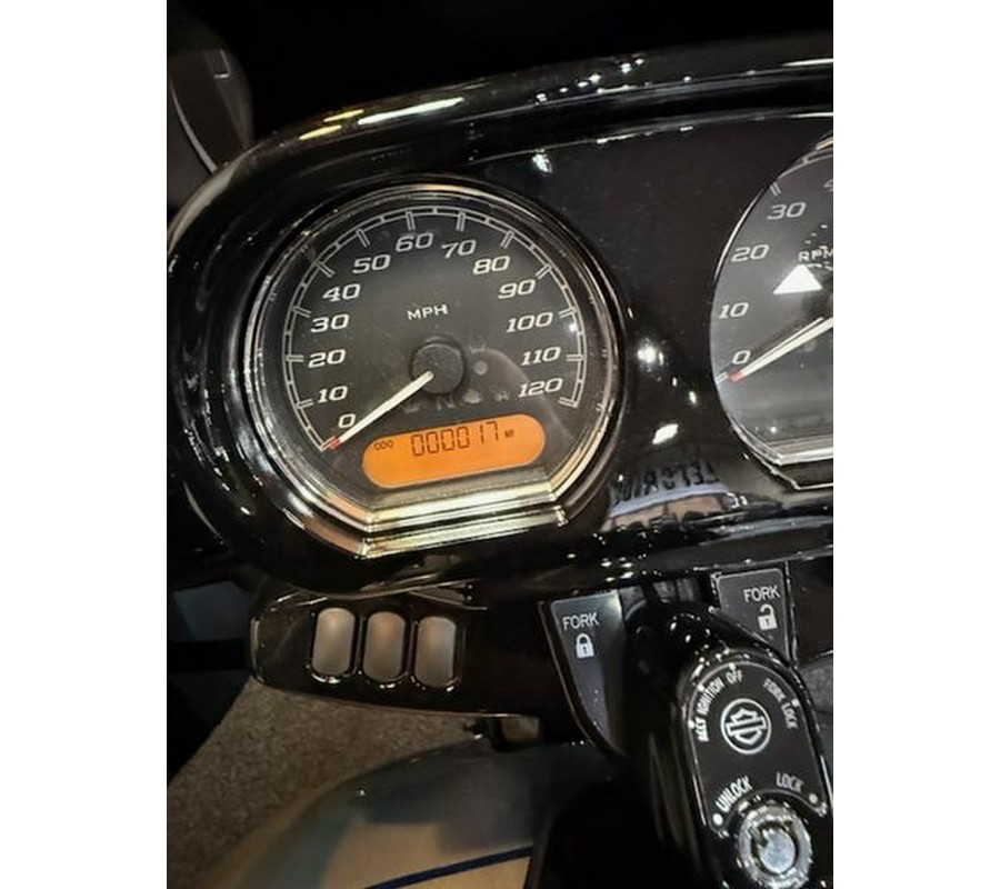 2024 Harley-Davidson® FLTRT - Road Glide® 3